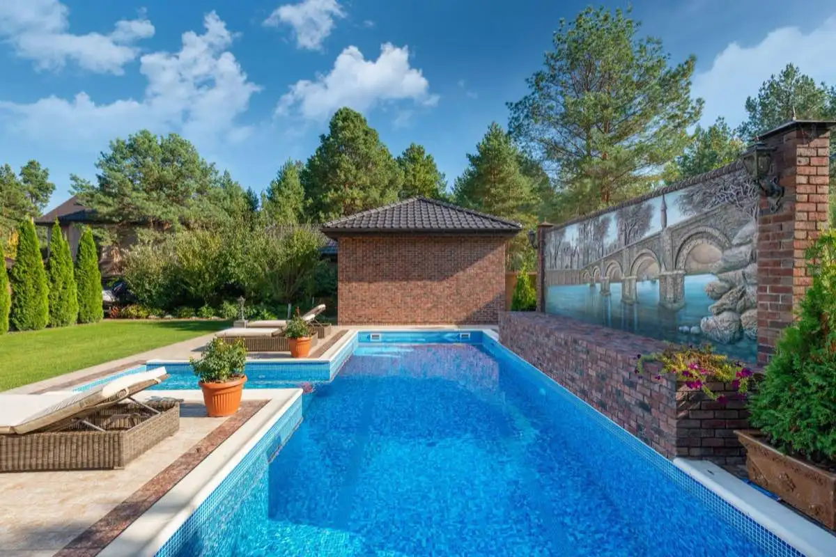Pool Equipment Repair in Bakersfield, CA